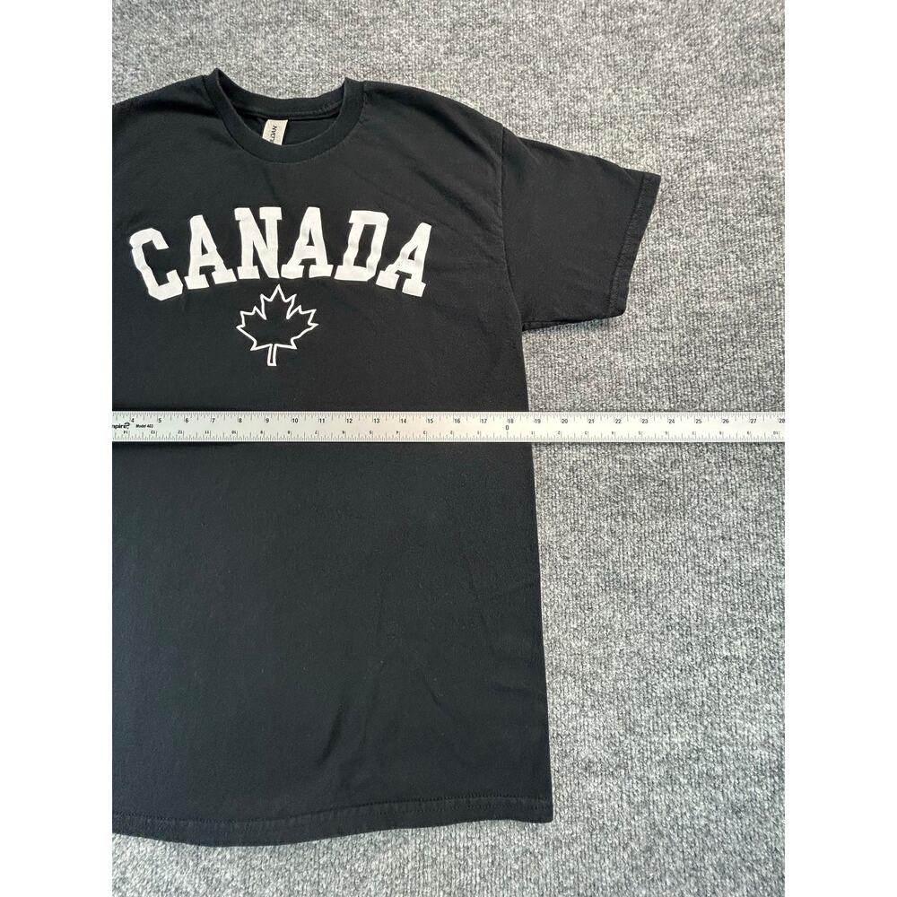 Canada Maple Leaf Graphic T Shirt Men's M Black Gildan Heavy Cotton Travel Tee - Picture 6 of 6